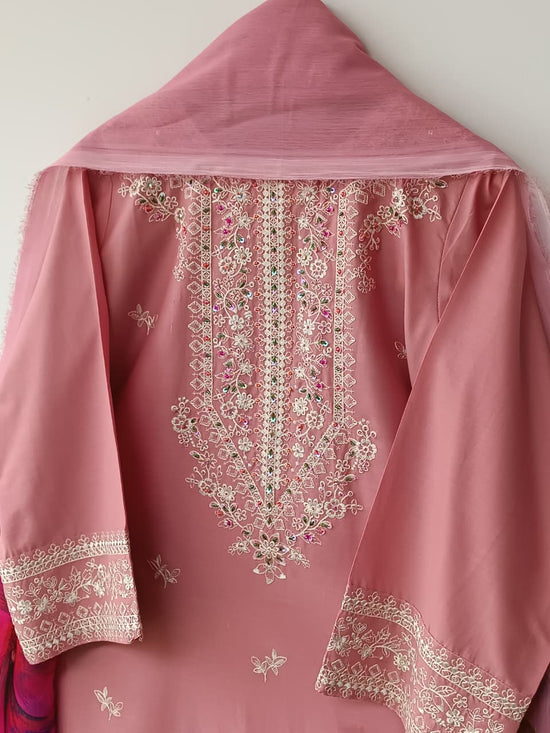 Gulvira Light Pink 3-Piece Cotton Lawn Semi-Formal Embroidered Suit