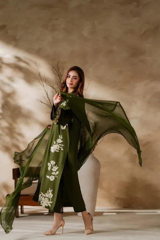 Gulvira Embroidered 3-Piece Summer Stuff Eid Suit | Chiffon Dupatta